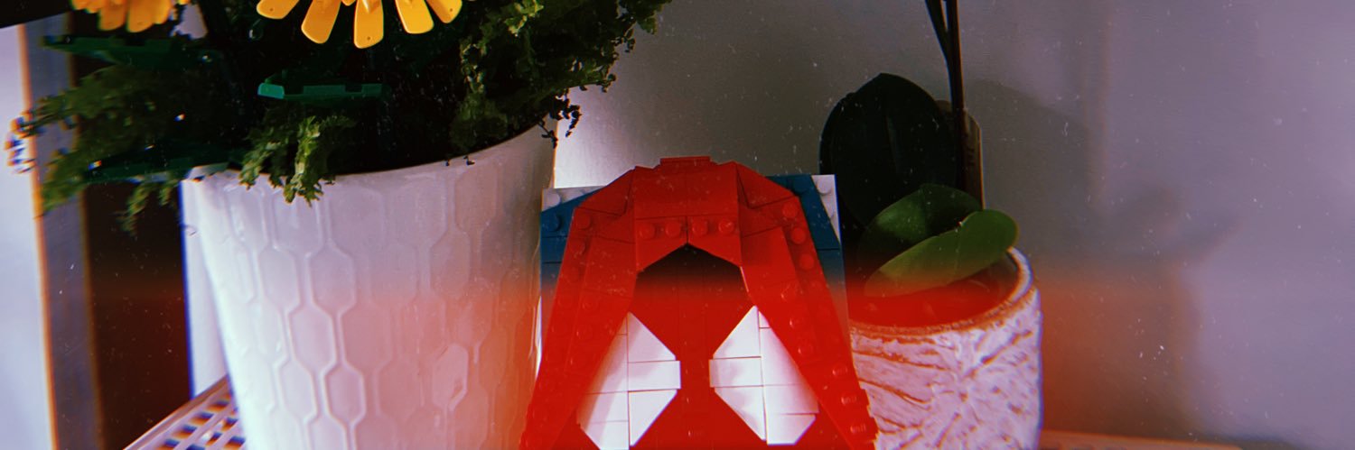 robles_arielle's profile banner image
