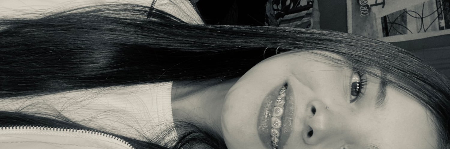 _abrilortizz's profile banner image