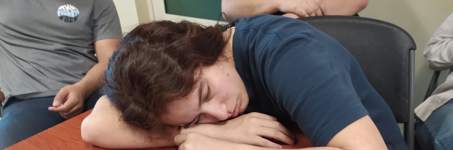 olveralesly06's profile banner image