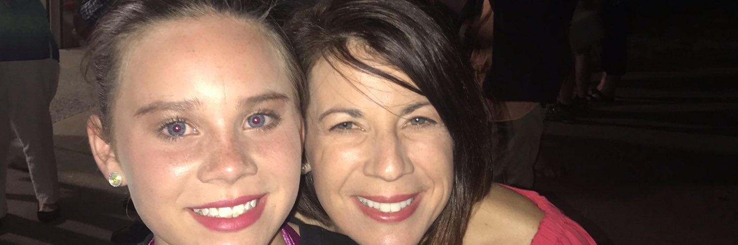 loriallen99's profile banner image
