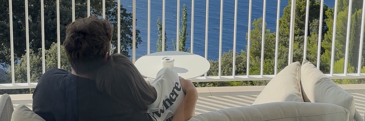 xeeluj's profile banner image
