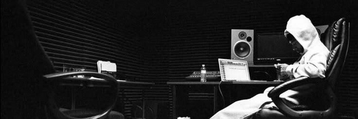 youthared's profile banner image