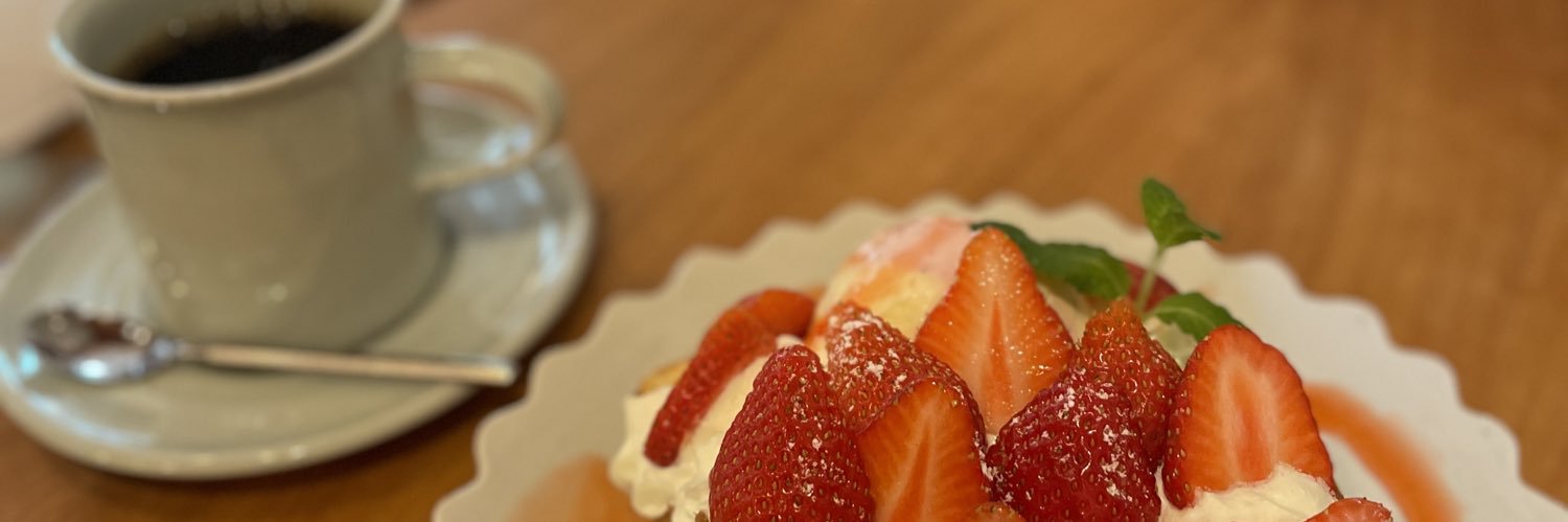 かにぱん🍞🦀=͟͟͞͞ banner