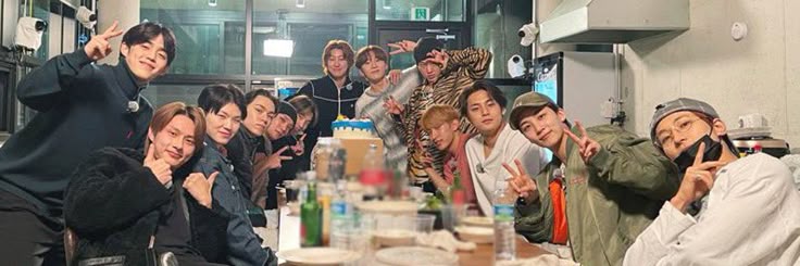 taeminseios's profile banner image