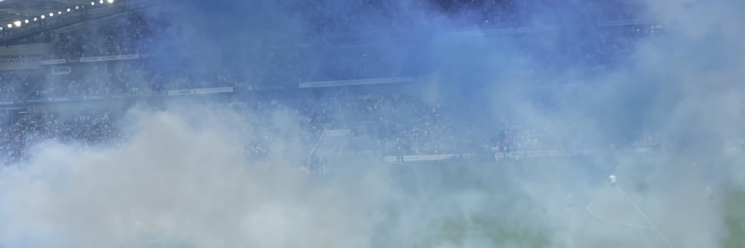 Max banner