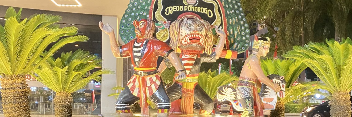 LADYTHOR  - 𝕏 banner