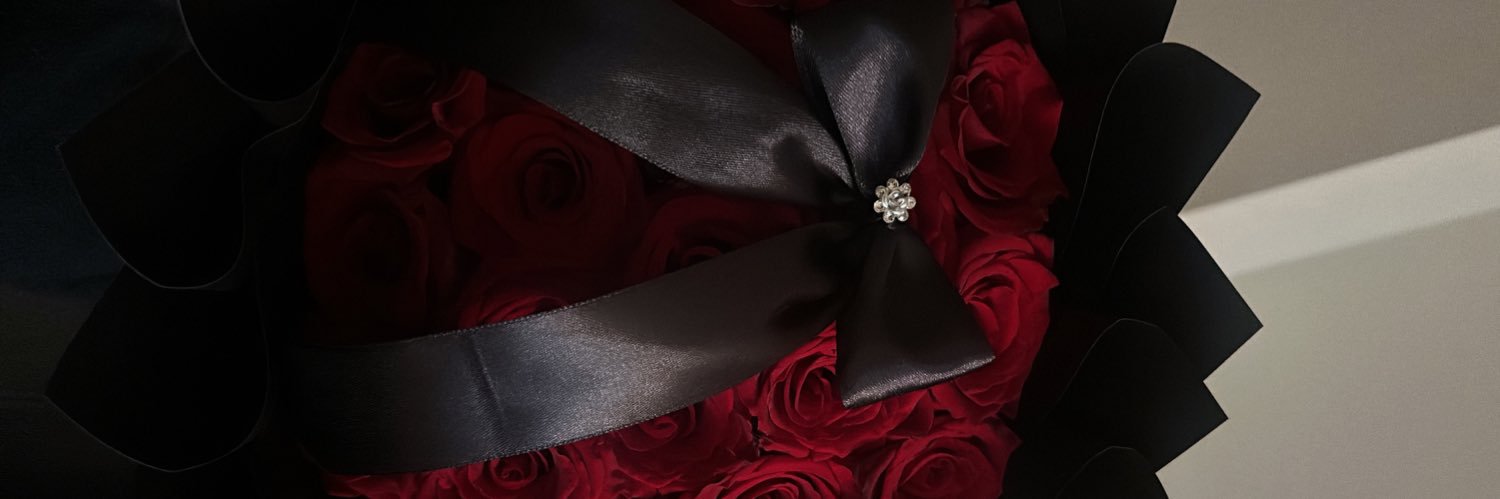 think_twicee's profile banner image