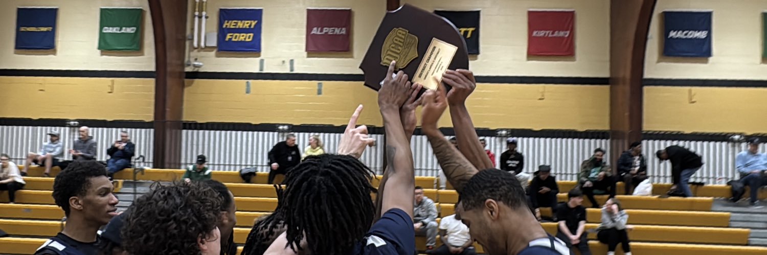 Macomb Men's Basketball's banner