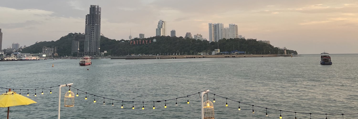 aomjiiiii's profile banner image