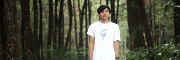 Sick_String Profile Banner