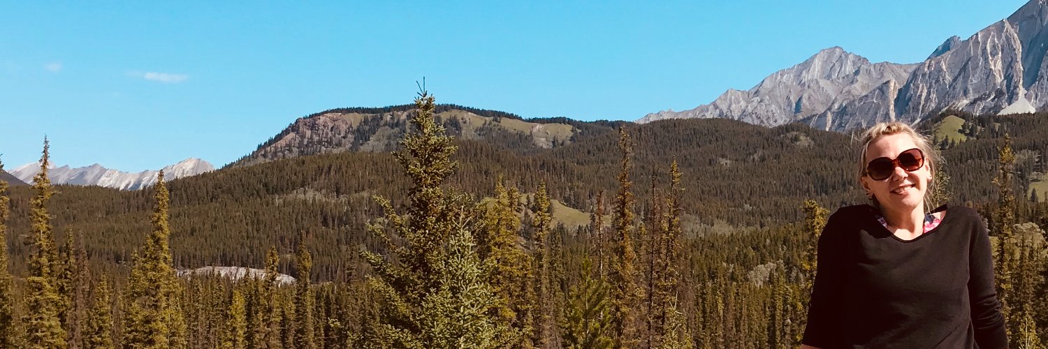 Anneke Nussbaum (she/her) banner