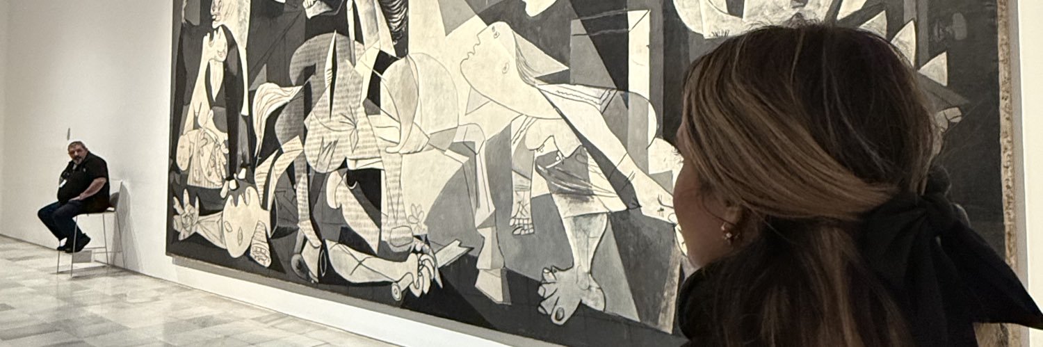 GuadaAzcurra's profile banner image