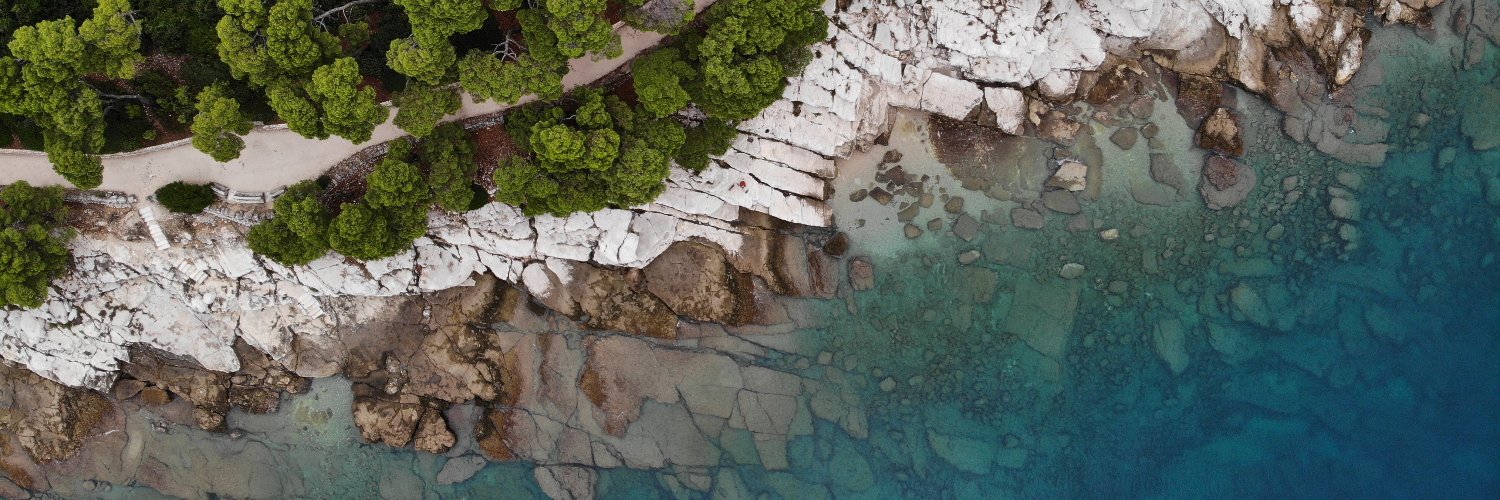 topka's profile banner image