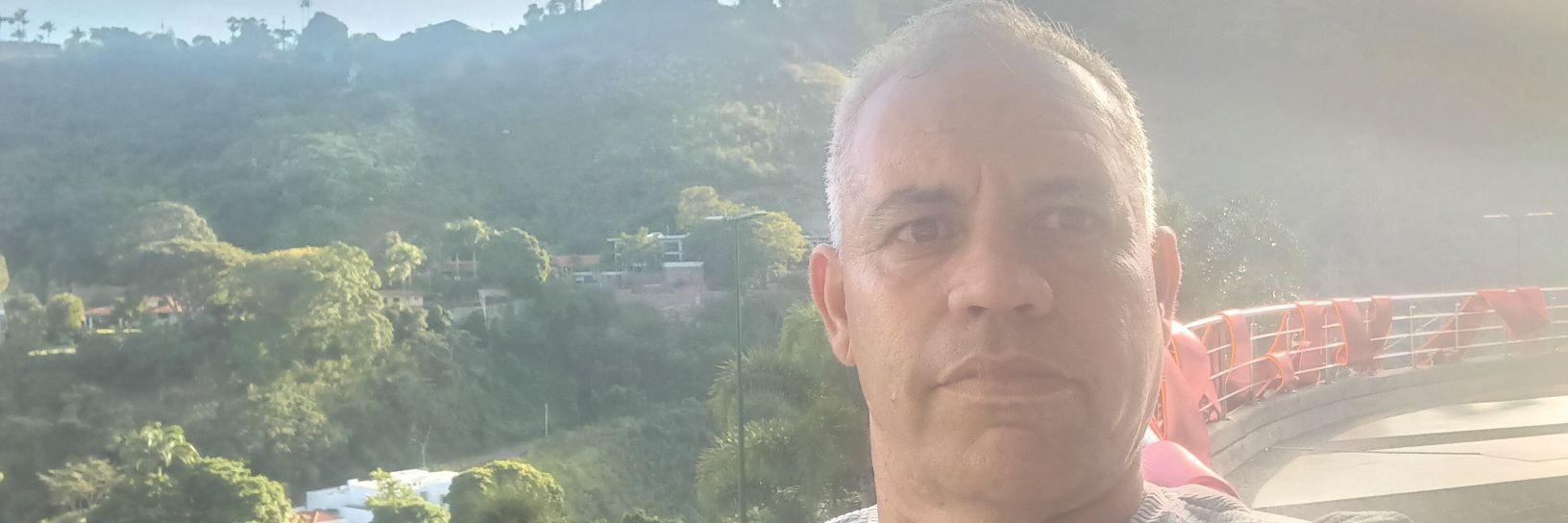 Edison Chirinos banner