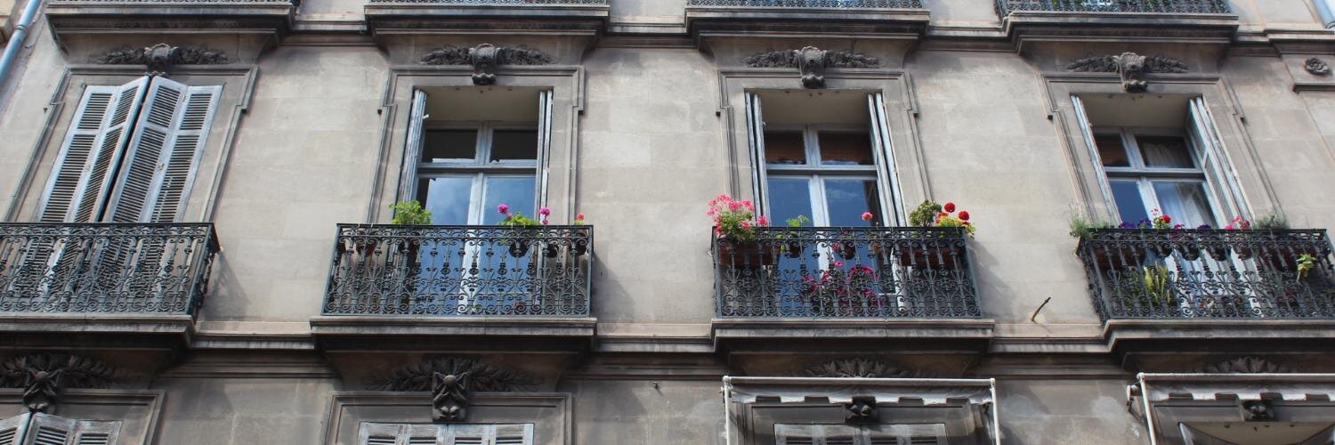 hernán velit banner