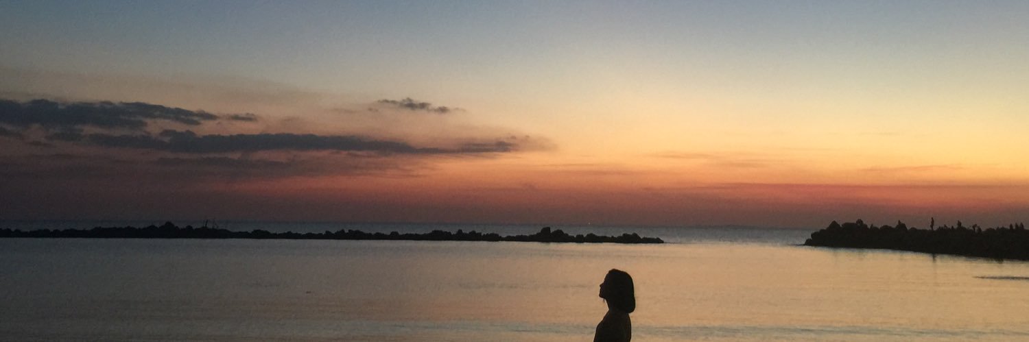 tiarabr's profile banner image