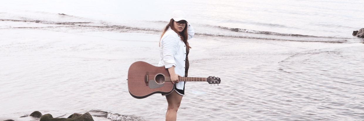 itskarmabee's profile banner image