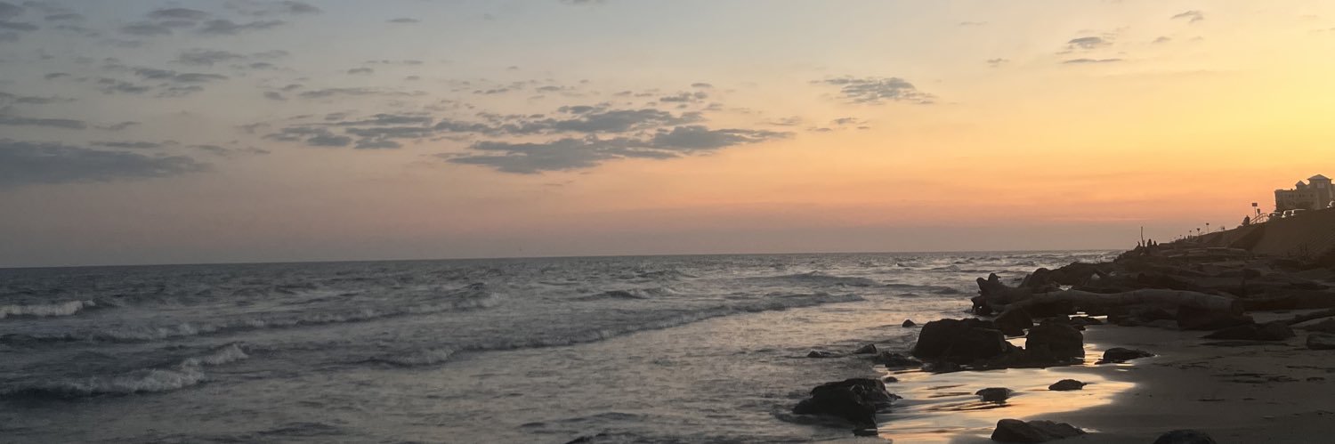 muahveee's profile banner image