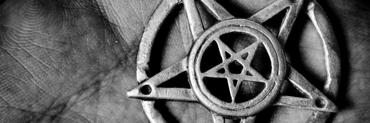 ✠ ⑬ ✠ ™ banner