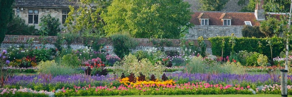 Russell Spink banner