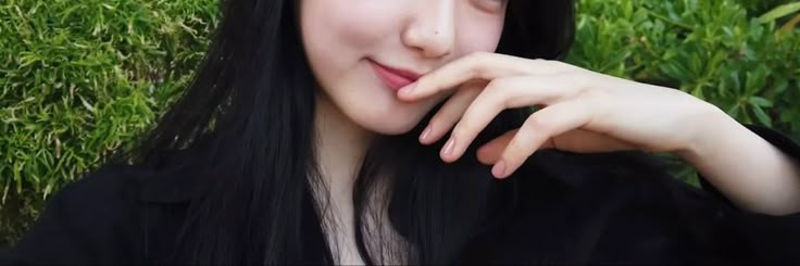 Moggie | faster on wa ^___^ banner