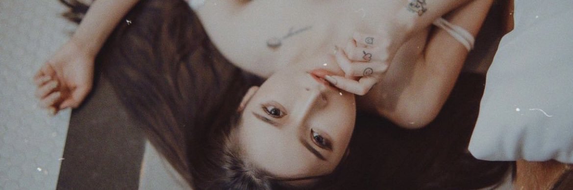 姍姍_33 •̀ .̫ •́ ✧⸝ banner
