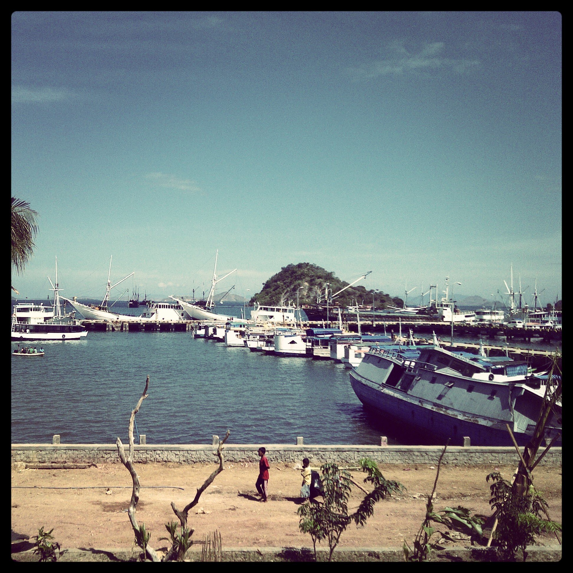 ciz_lim's profile banner image