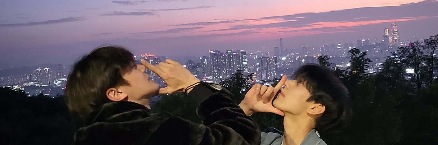 Sweetningg's profile banner image