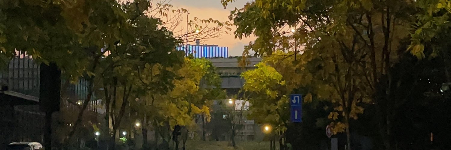 疯狂离开 banner