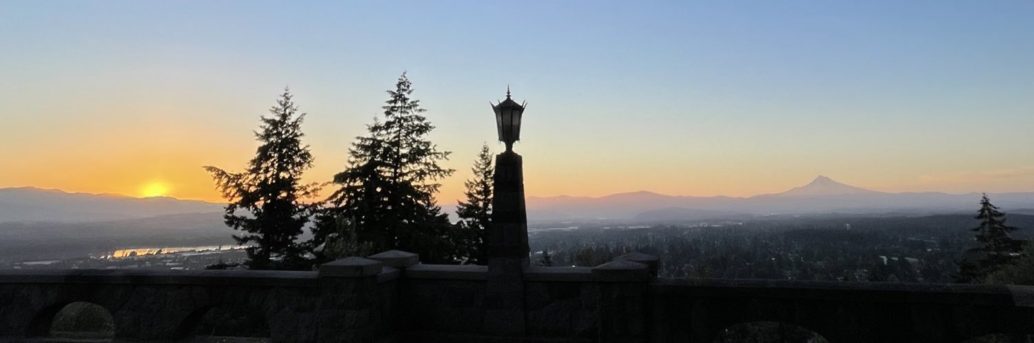 Bethany Rydmark 🌻 banner