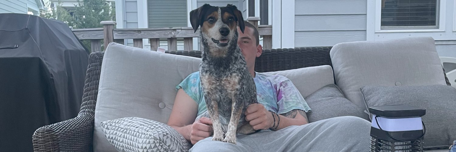 oldladyemoly's profile banner image