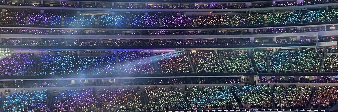 Mozart In Blue⁷ - Just saw Jinnie!!!'s banner