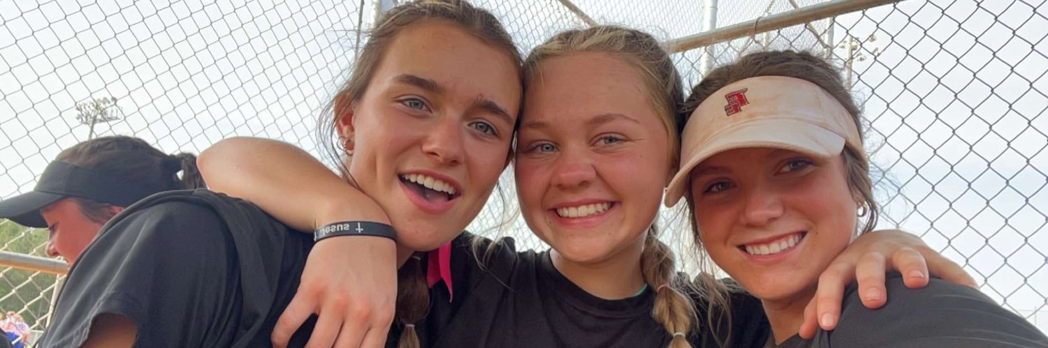 Emily Holcomb banner