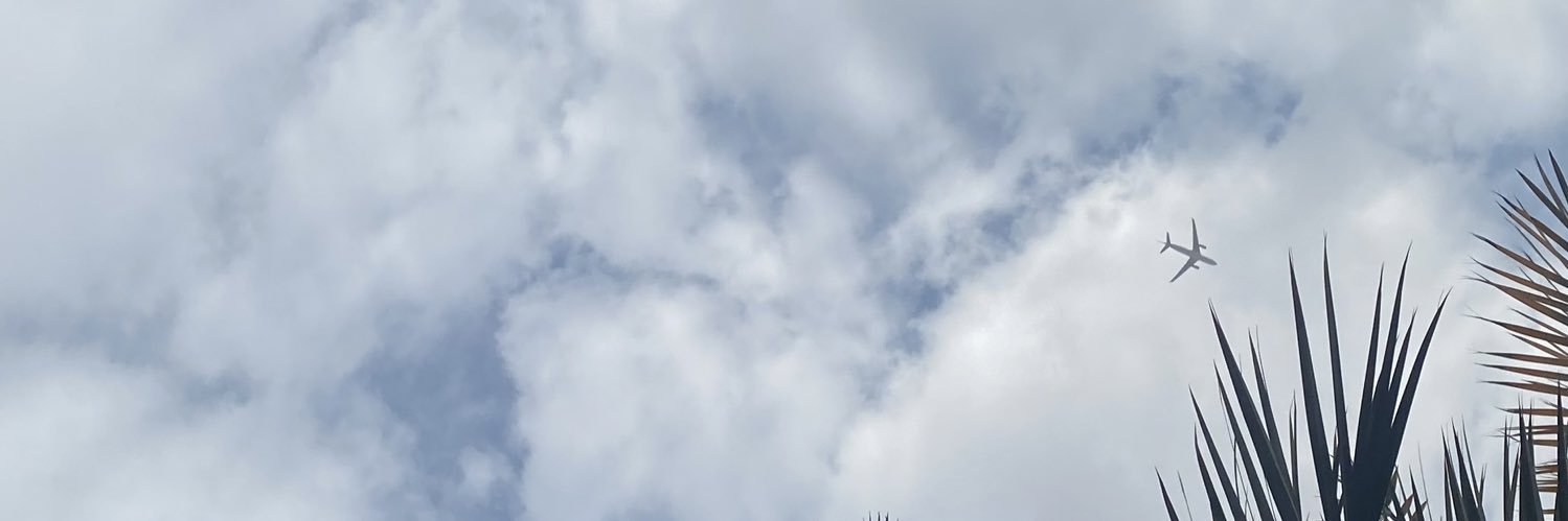only3en's profile banner image