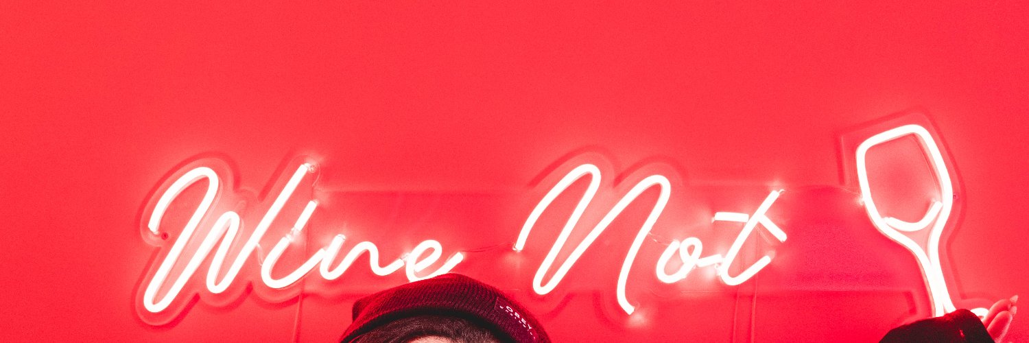 elleonmac's profile banner image