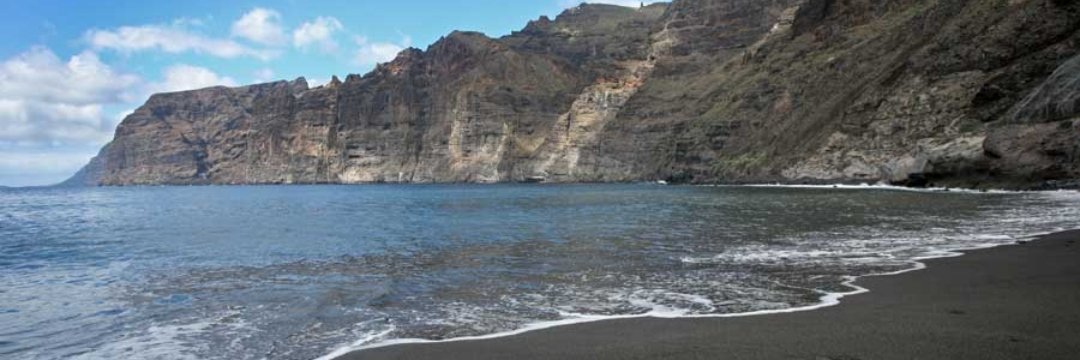 NU🐚TAIRY🤍💙💛 banner