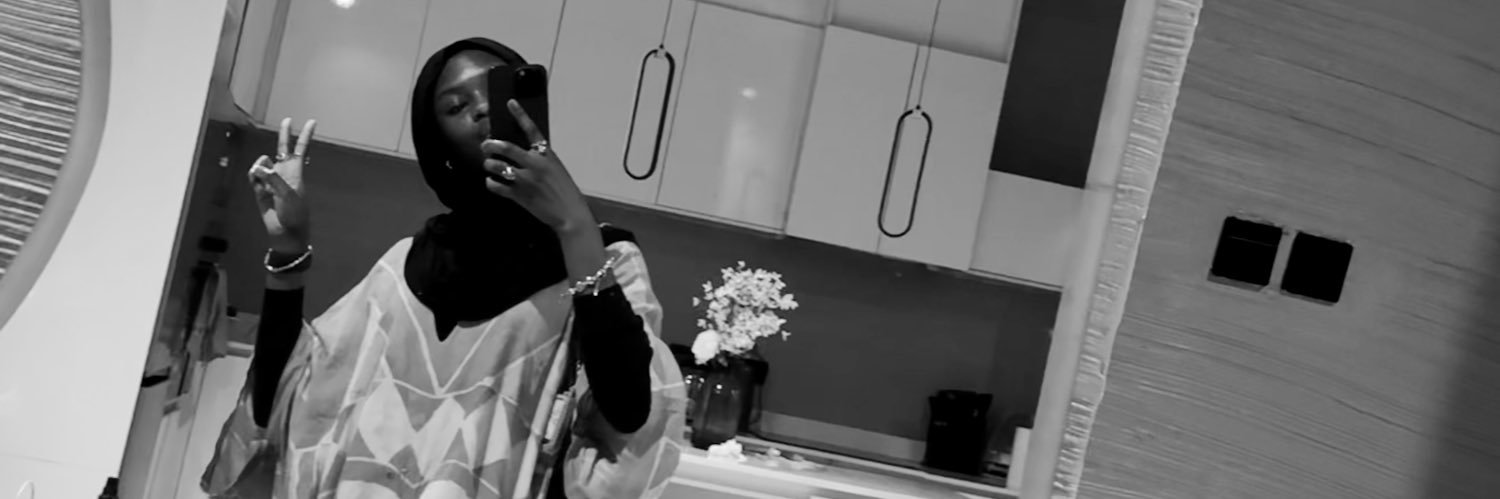 ‘lolu banner