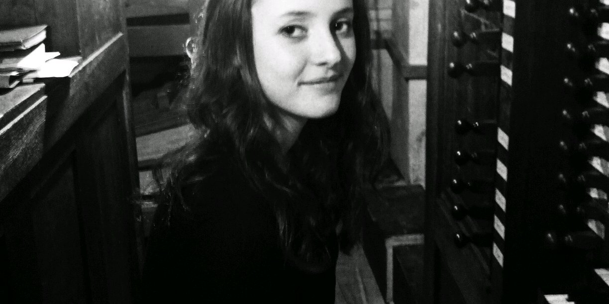 Lucile Dollat banner