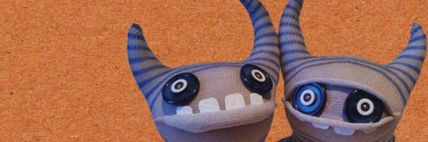 Leilah_Makes's profile banner image