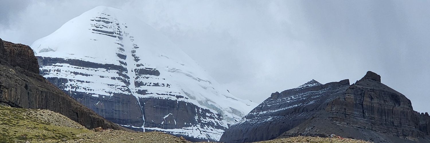 Akshay Mulkutkar 🇮🇳 banner