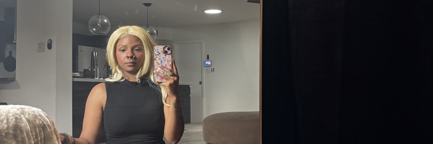 juicyliya's profile banner image