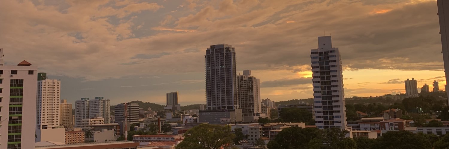 lucia_luque's profile banner image