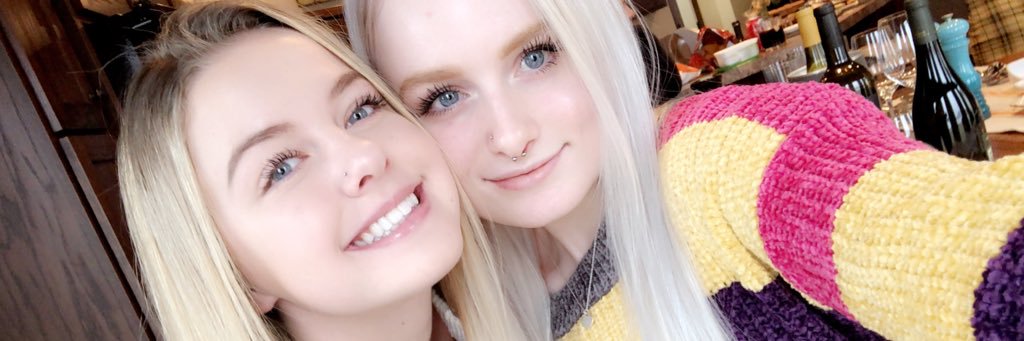 mikaylees's profile banner image