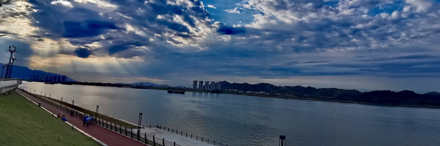 Hengguo31's profile banner image