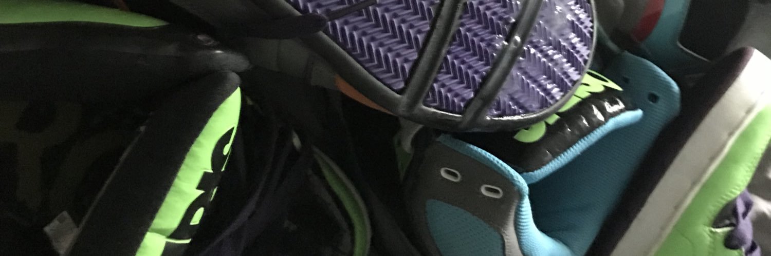 MXSNEAKER banner