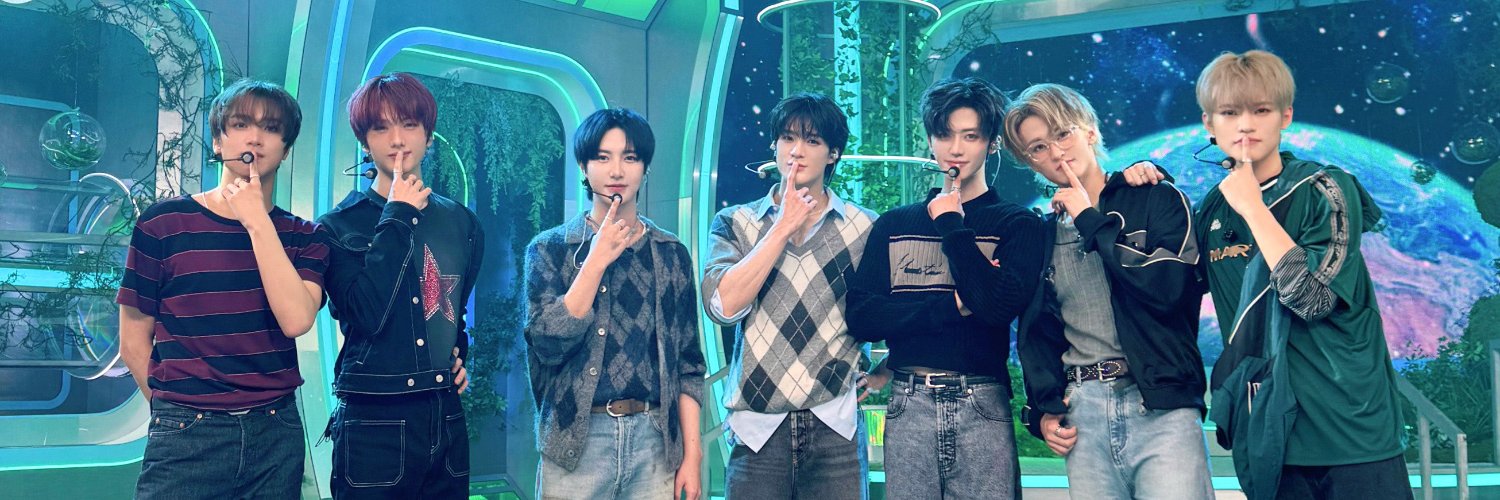 SapphireBlue_dw's profile banner image