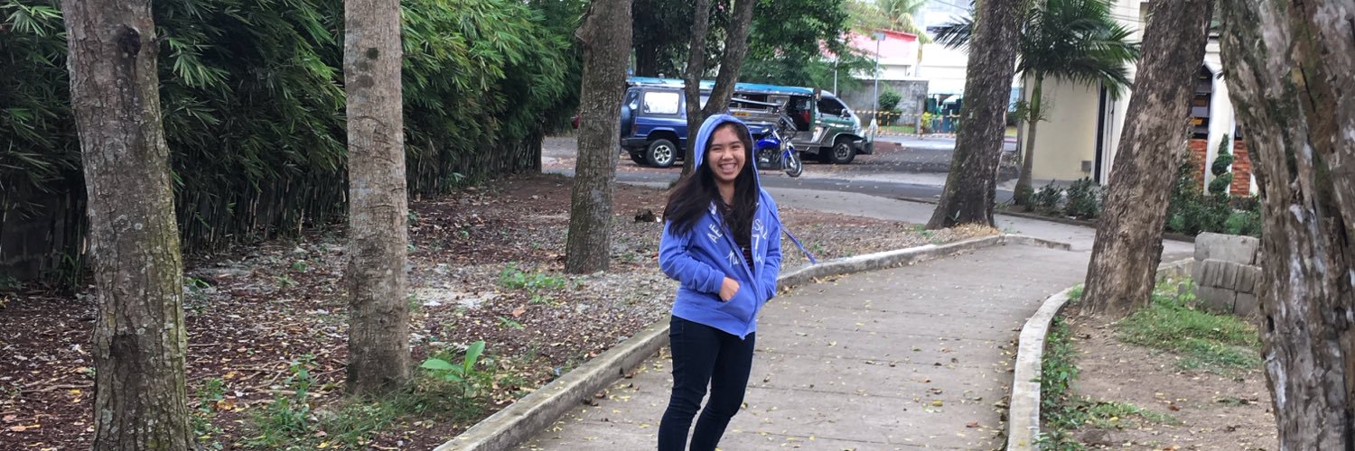 ChelledelaLuna's profile banner image