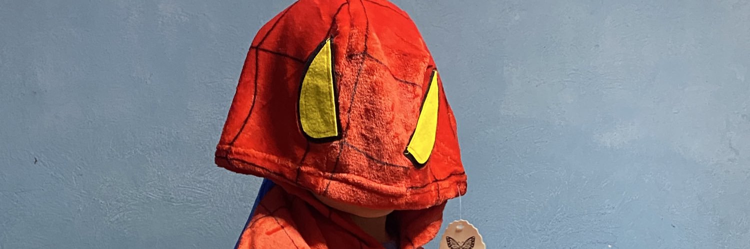 luribam's profile banner image