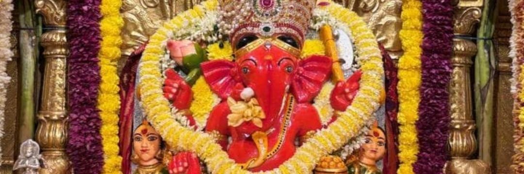 laavaneyasharma's profile banner image