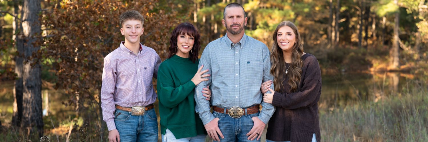 KellyC0920's profile banner image